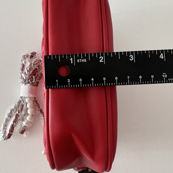 Badgley‎ Mischka Red Quilted Crossbody Pearl Studded Bag Vegan Faux Leather - Picture 9 of 9